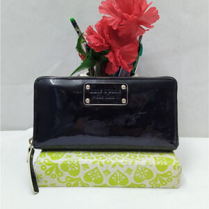 Kate Spade Black Patent Leather Zip Around Credit Card Wallet